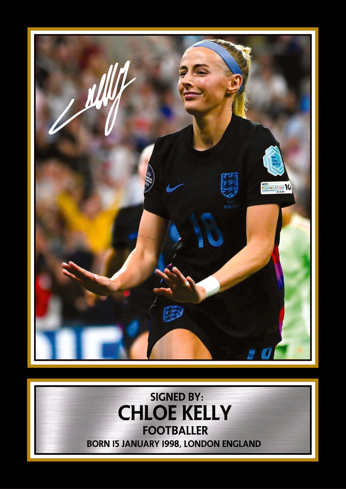 Chloe Kelly Printed Signature Poster Print – England Women’s Football Action Portrait Wall Art – Style Soccer Wall Art – Chloe Kelly Printed Signature Poster Print