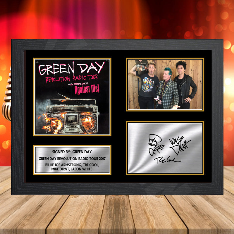 Green Day Revolution Radio Tour 2017 2 – Printed Signature Music-Landscape Star Print – Green Day Revolution Radio Tour 2017 2