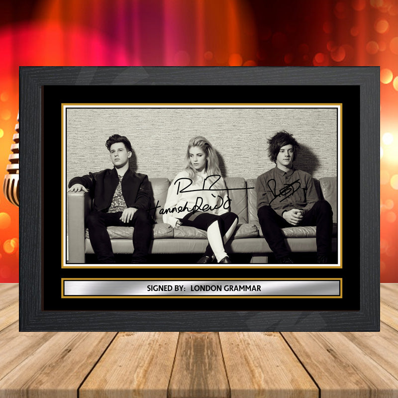London Grammar 2 – Printed Signature Music-Landscape Star Print – London Grammar 2