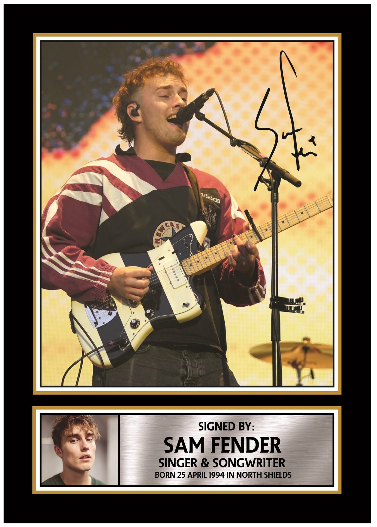 Sam Fender Printed Signature Poster Print – Live Concert Guitar Portrait Wall Art – Indie Rock Music Wall Art Décor for Fans – Sam Fender Printed Signature Poster Print