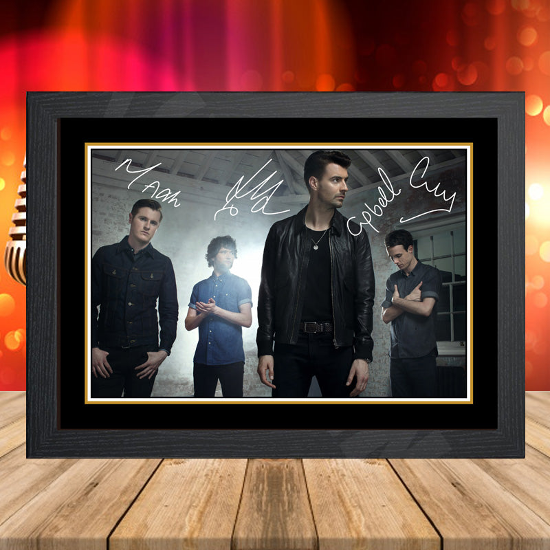 The Courteeners 3 – Printed Signature Music-Landscape Star Print – The Courteeners 3