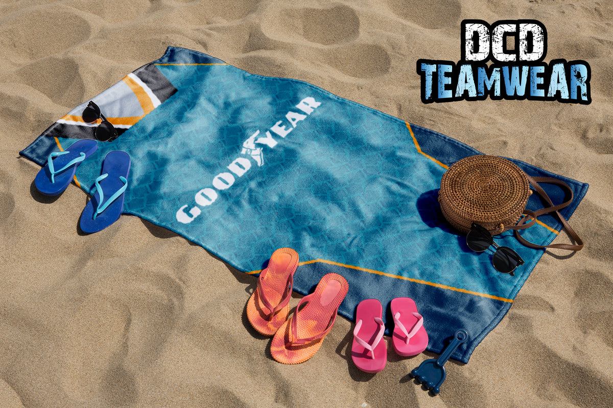 Wolves 1996 Away Retro Football Lightweight Beach Gym Towel – Wolves 1996 Away Retro Football Lightweight Beach Gym Towel