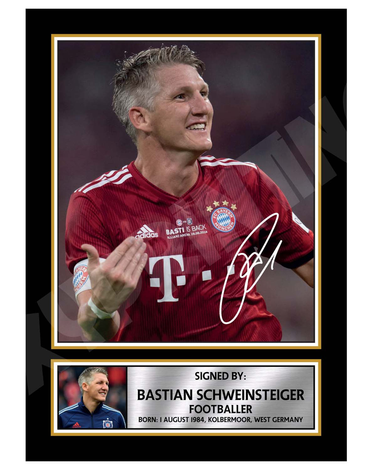 BASTIAN SCHWEINSTEIGER 2 Football Player Printed Signature Print – Bastian Schweinsteiger 2 Football Player Printed Signature Print – A1 Print Only