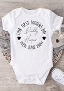 Our First Father's Day Baby Grow – Personalized Daddy & Baby First Father's Day Baby Bodysuit – Custom Father's Day Baby Vest Gift from Baby Boy or Girl – Special Keepsake Outfit