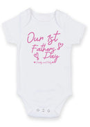 Our 1st Father's Day Personalized Baby Grow – Pink Heart Design Baby Vest – Custom Daddy and Baby Names Bodysuit – First Fathers Day Gift for New Dad