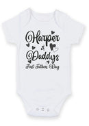 Personalized First Father's Day Baby Grow – Daddy & Baby Name Heart Design Bodysuit – Custom Baby Vest Gift for New Dad – First Fathers Day Outfit