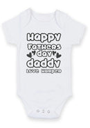 Happy Father's Day Daddy Personalised Baby Grow – Custom Name Baby Vest – Cute Heart Design Bodysuit – Father's Day Gift from Baby Boy or Girl