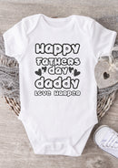 Happy Father's Day Daddy Personalised Baby Grow – Custom Name Baby Vest – Cute Heart Design Bodysuit – Father's Day Gift from Baby Boy or Girl