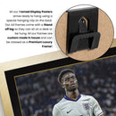 Bukayo Saka England Signed Poster Print – England National Football Team Wall Art – Bukayo Saka Signature Style Football Poster – Soccer Fan Gift Decor