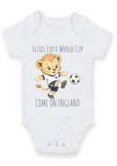 Personalized First World Cup England Baby Grow – Custom Name Football Baby Bodysuit – Come On England Lion Design – England Football Supporter Baby Romper – World Cup Baby Gift for Boys & Girls
