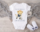 Personalized First World Cup Scotland Baby Grow – Custom Name Scotland Football Baby Bodysuit – Come On Scotland Lion Design – Scottish Football Fan Baby Romper – Newborn Supporter Gift