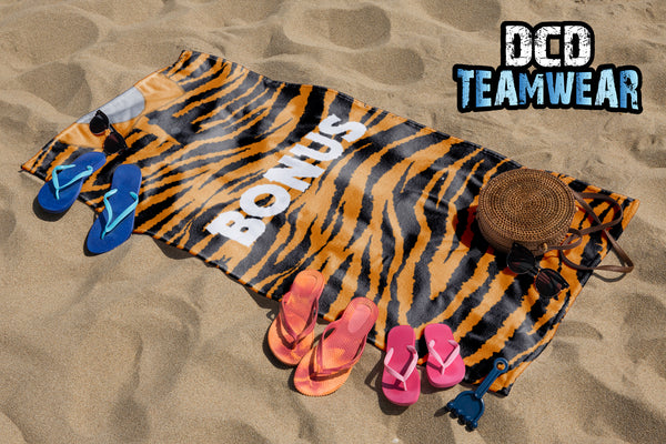 Hull 1992 Retro Football Lightweight Beach Gym Towel