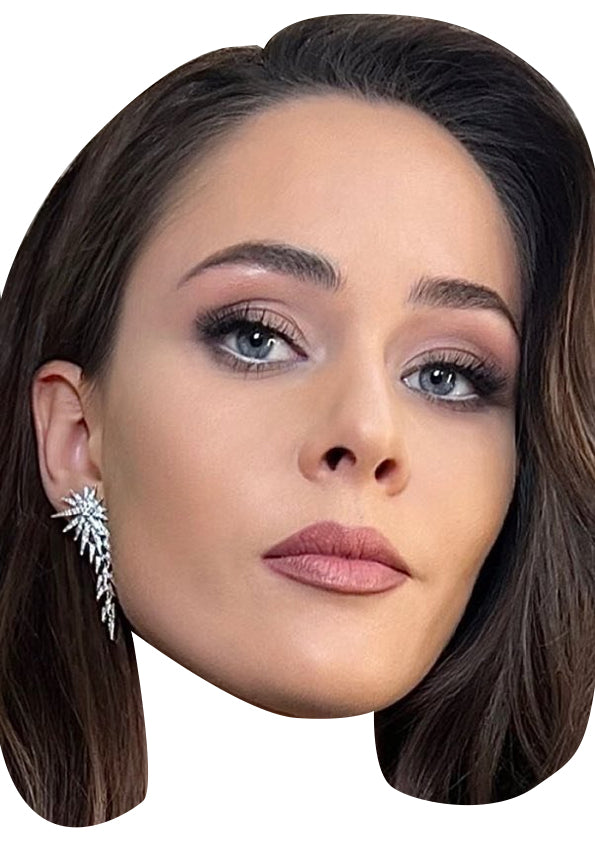Julia Sanina Face Mask