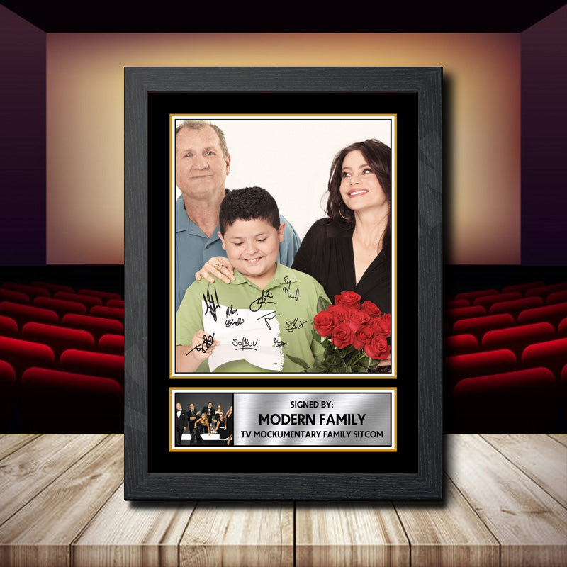 Modern Family 2 Printed Signature Movie Star Poster Print Framed Wall Art Gift – Modern Family 2 Printed Signature Movie Star Poster Print