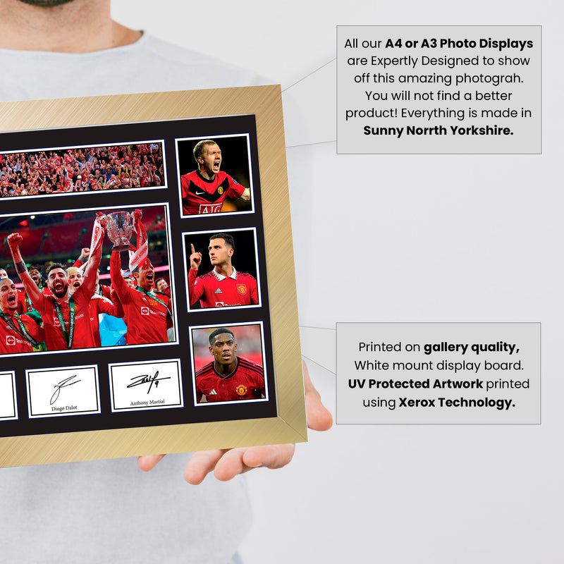 Manchester United Premier League Football Team Framed Autographed Print - Limited Edition Autograph Fan Gift – Collectible Memorabilia Merchandise