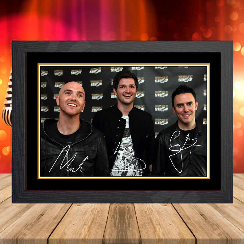 The Script – Printed Signature Music-Landscape Star Print – The Script
