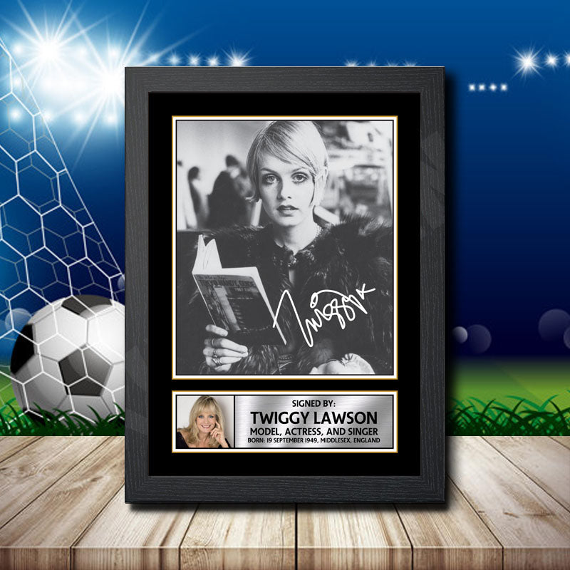 Twiggy Lawson Printed Signature Footballers Star Poster Print Framed Wall Art Gift – Twiggy Lawson Printed Signature Footballers Star Poster Print