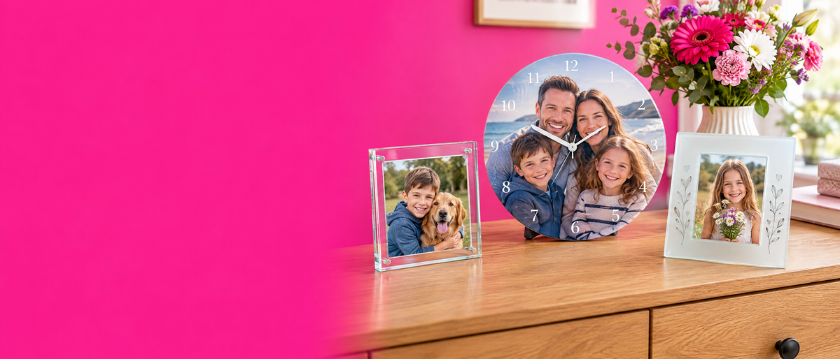 Personalised photo clocks and glass frames collection banner