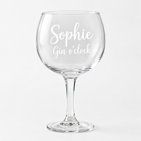 Personalised gin balloon glass with the name Sophie on a white background