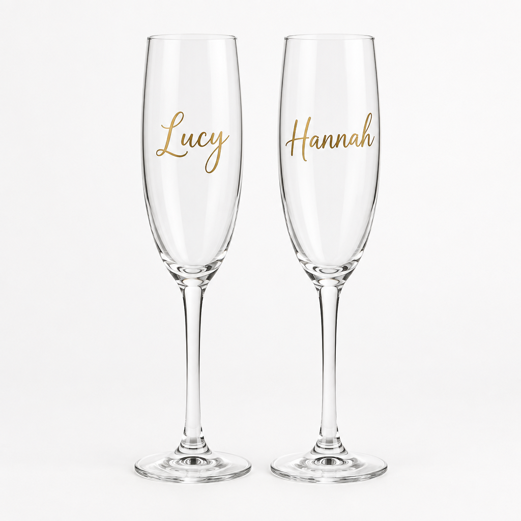 Personalised Prosecco Flute – Name Print – Single or Pair – Wedding & Hen Party Glass – Personalised prosecco flute with the name Lucy on a white background
