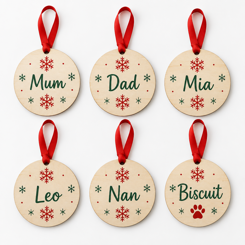 Personalised Wooden Christmas Tree Decorations with Name – Single, Set of 3 or Family Set of 6 – Personalised Wooden Christmas Tree Decorations with Name – family set of personalised wooden tree decorations with names