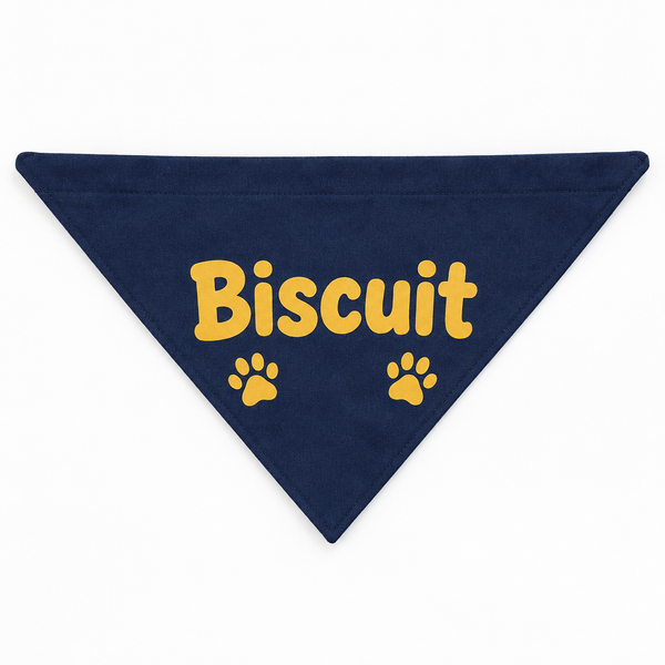 Personalised dog bandana with the name Biscuit
