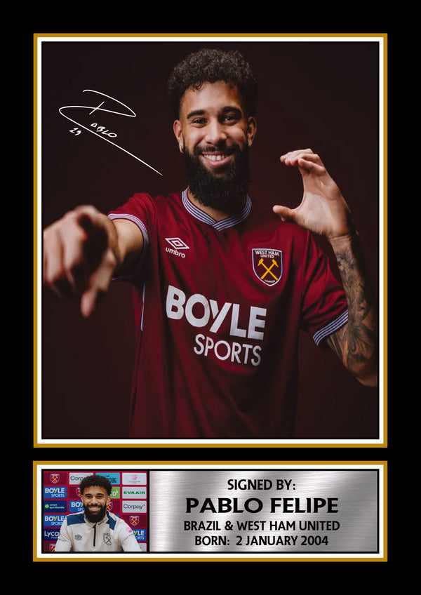 Pablo Felipe Printed Signature Poster – Brazil & West Ham United Football Star Wall Art – Soccer Player Wall Art Poster Print