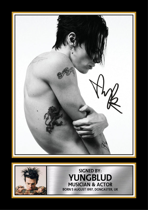 YUNGBLUD Printed Signature Poster Print – Black & White Alternative Rock Wall Art – Style Music Collectors Poster