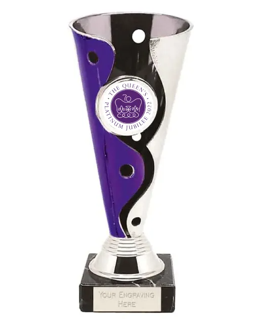 QUEEN'S PLATINUM JUBILEE SILVER & PURPLE CUP ON A BLACK MARBLE BASE 14.5CM (5 3/4")