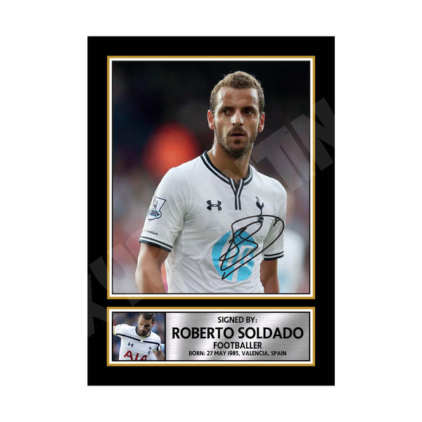 ROBERTO SOLDADO Football Player Printed Signature Print